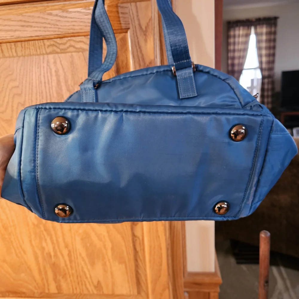 lug lightweight tote
